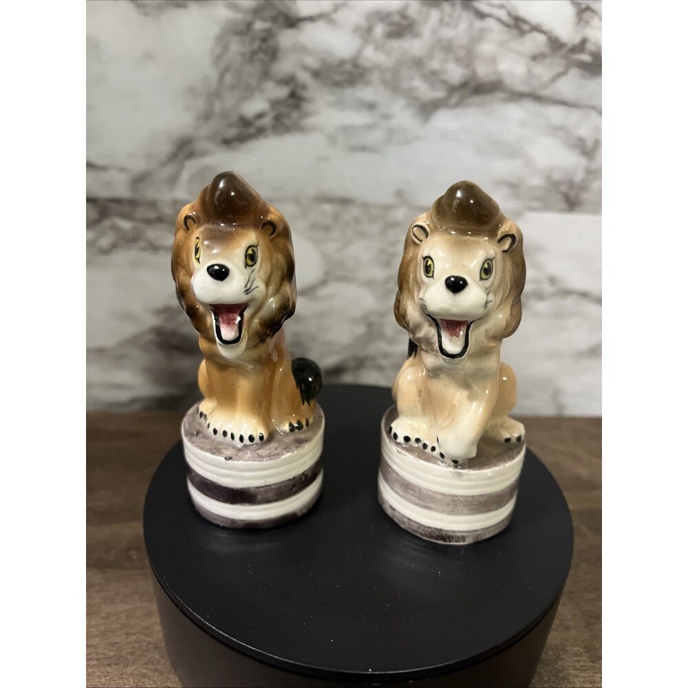 Vintage Circus Lions Salt & Pepper Shakers Ceramic Japan Anthropomorphic